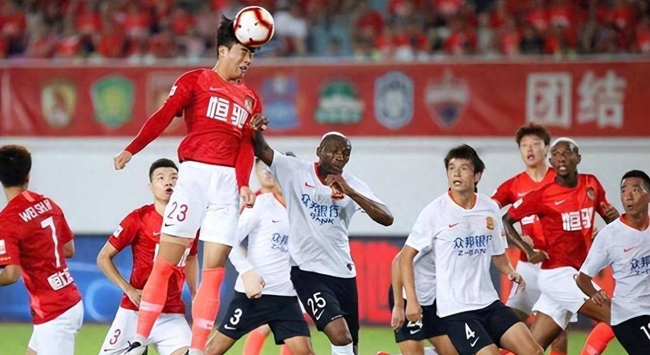 一支中超球队在近期比赛中展现实力